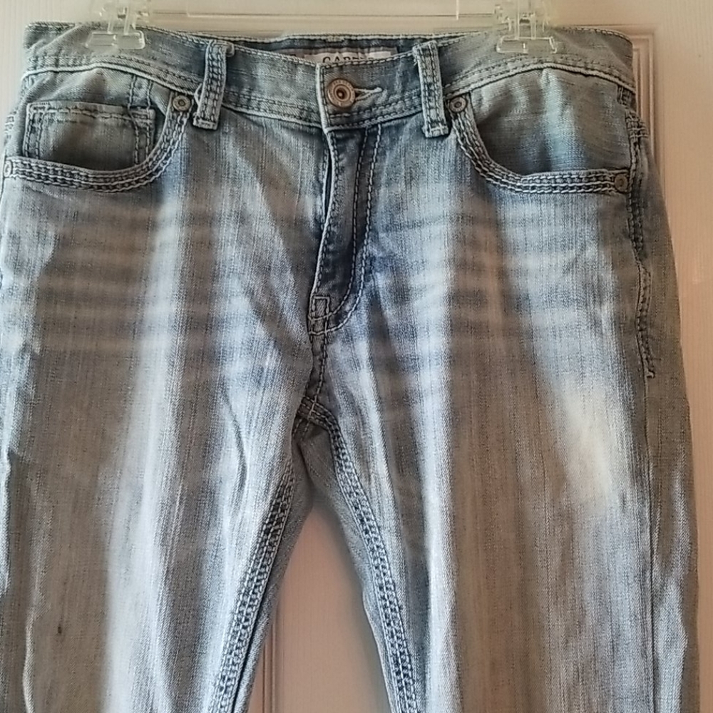 Buckle jeans